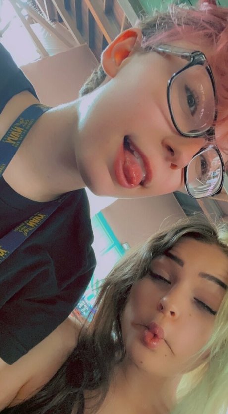 tokin bears star du porno en haute qualité photos