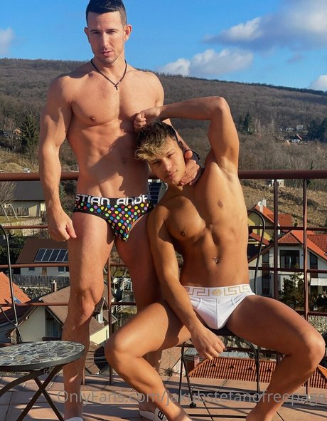 Mamá de ébano onlyfans hermosos desnudos galería