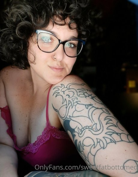 sweetfatbottomed desnudos estrella porno galerías