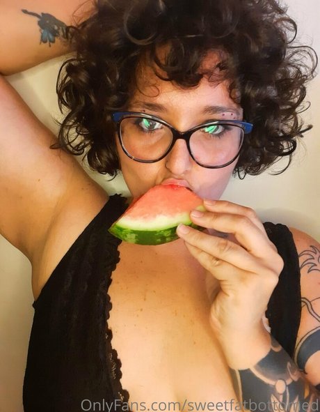 sweetfatbottomed estrella porno foto