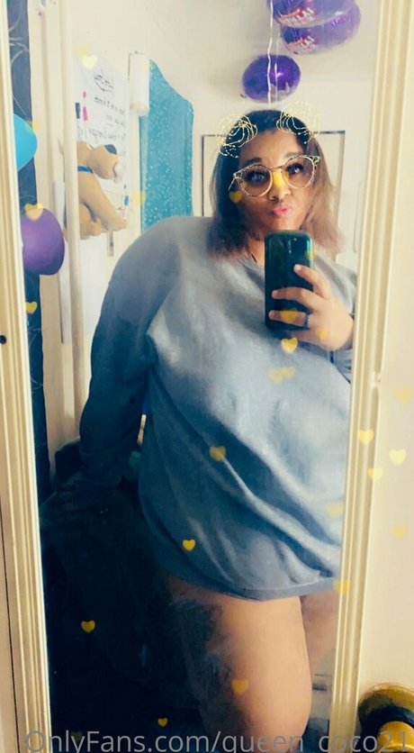 queen coco21 star nude picture
