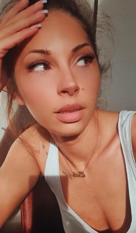 curlyjewelfree modelo desnudos foto