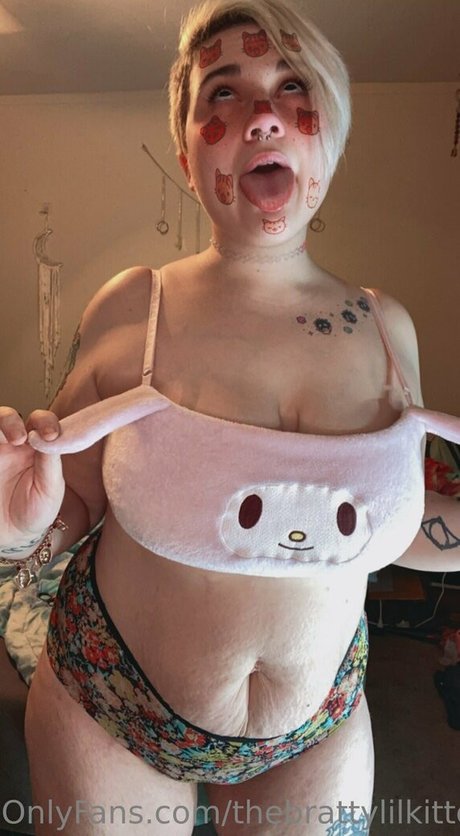 thebrattylilkitten estrella porno hermosa imágenes