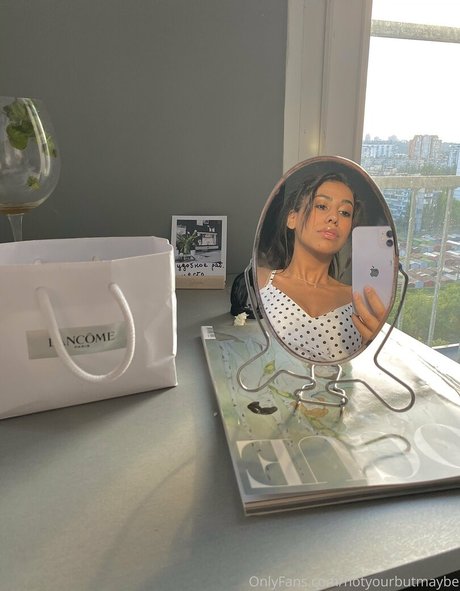 dayana wifey modèle adulte photos