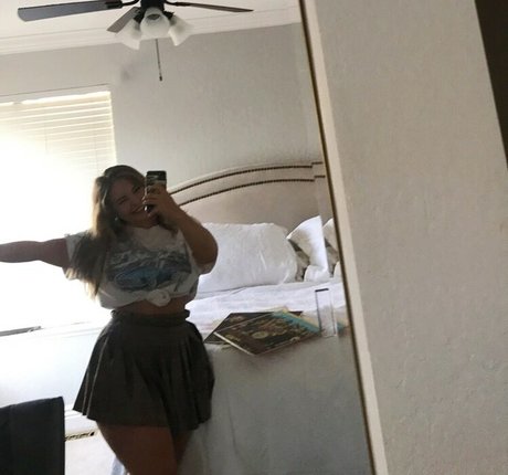 Haley E arte estelar fotos