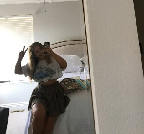 Haley E estrella porno fotos