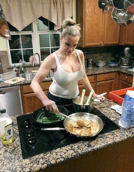 Tori Hendricz estrella desnuda recopilación