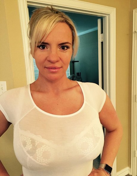 Tori Hendricz estrella xxx fotos