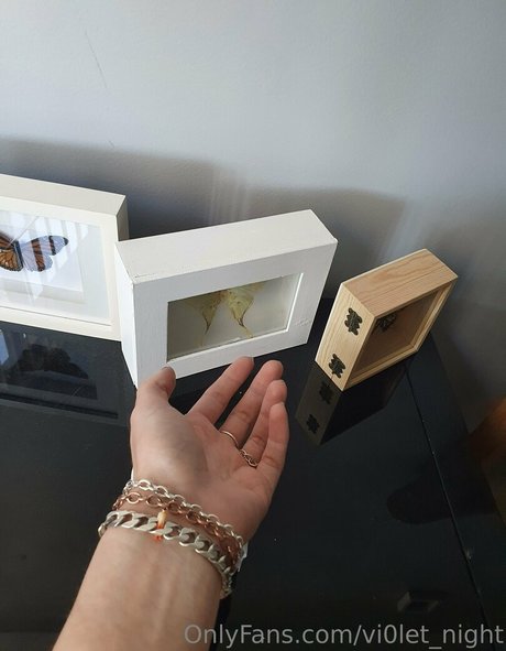 vi0let night actriz perfecta imágenes