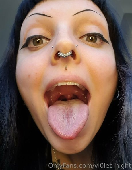 vi0let night star du porno exclusive archive