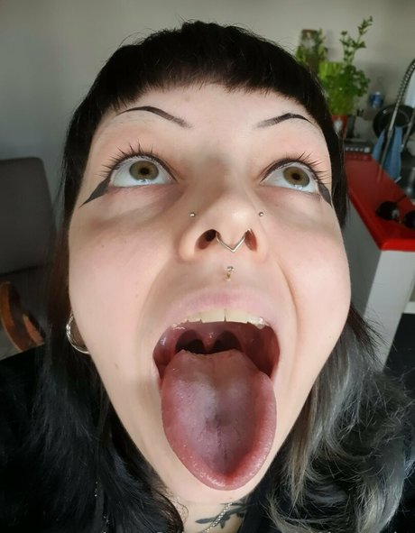 vi0let night actrice exclusive img