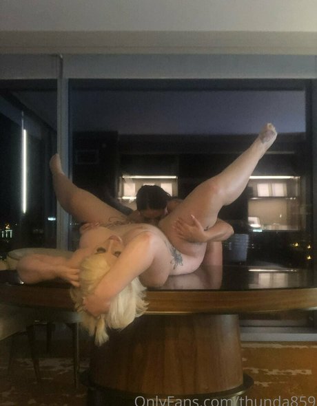 thunda859 modelo xxx recopilación