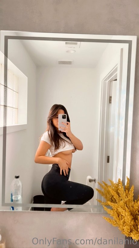 Dani Lanio model hot galleries