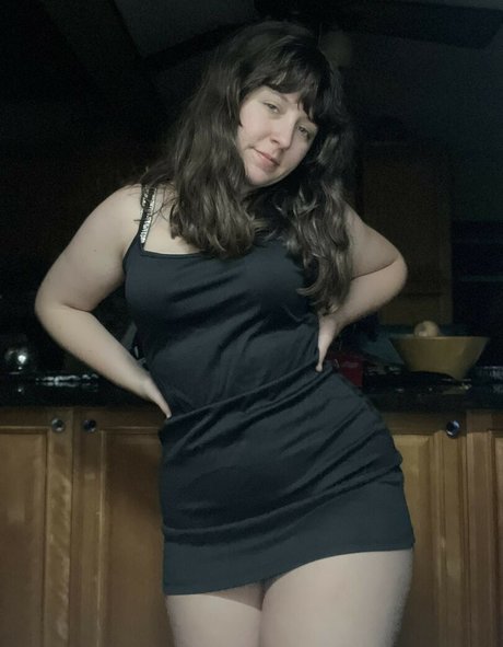 Pawgalert model erotic image