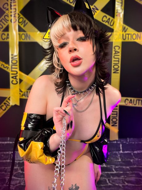 Sweet Huni Buni pornstar beautiful images