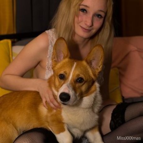 MerryMissXXXmas star pornographique des photos