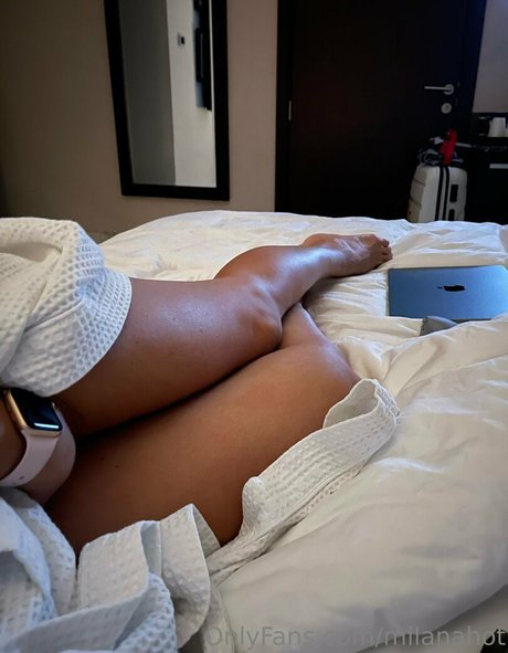 Milanahot modèle porno galerie