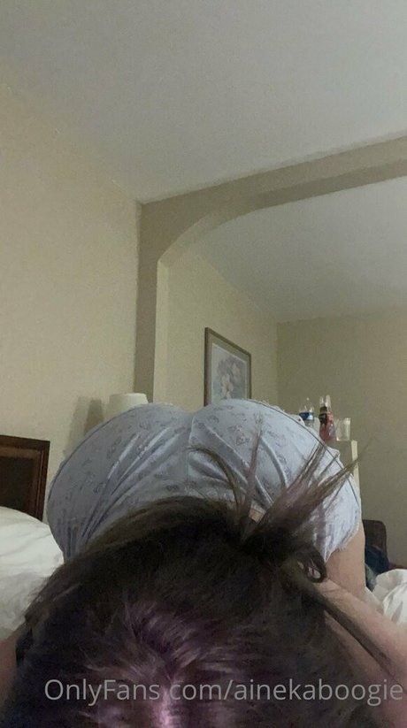 ainekaboogie modelo de arte foto