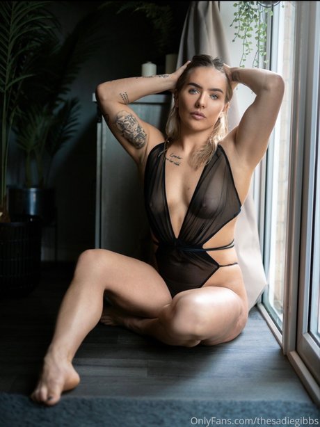 Sadie Gibbs pornstar free photo