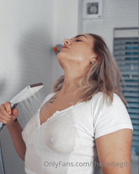 Sadie Gibbs haut modèle photo