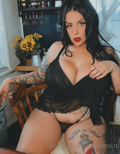 Hermosas ladyboys onlyfans bastante erótico fotos