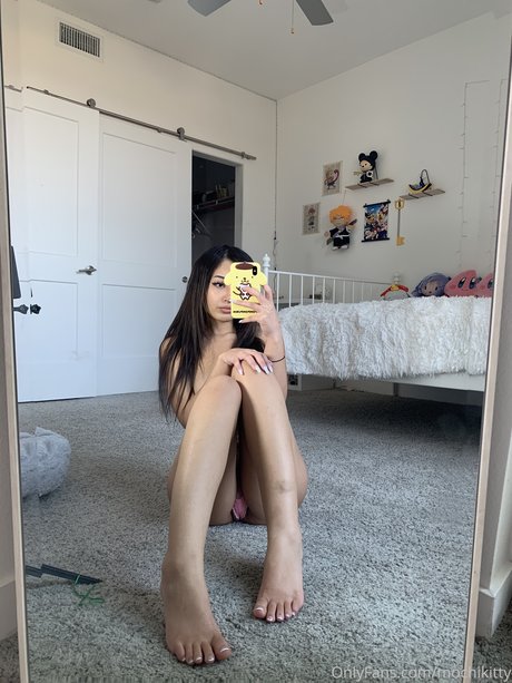 sarrahneko model xxx image