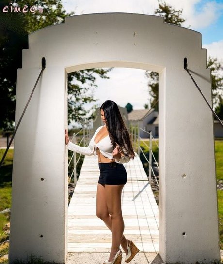 Eimeo actrice de nus img