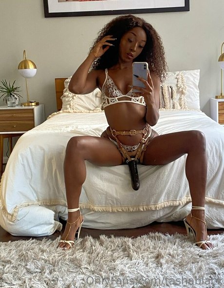 tashablack estrella del sexo foto