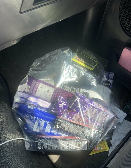 Scarlet Moon modelo desnudo fotos