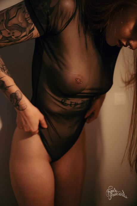 VioletLatte desnudos de modelos galerías