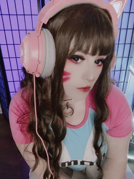 Koyomatsu modèle xxx photo