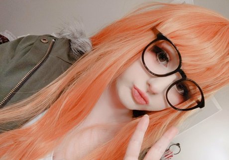 Koyomatsu modelo adulto imagen