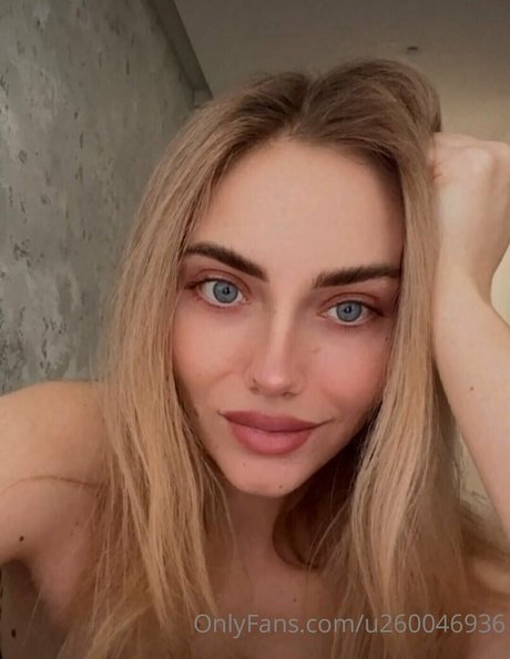 eva e modelo caliente archivo