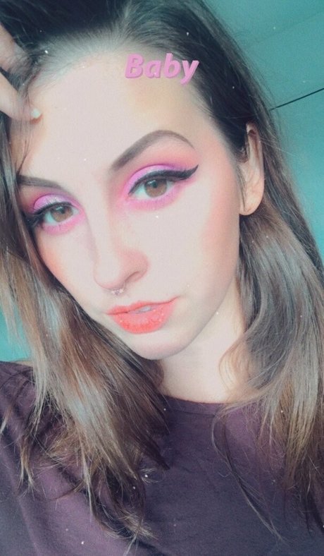 Embereon estrella adulta imágenes