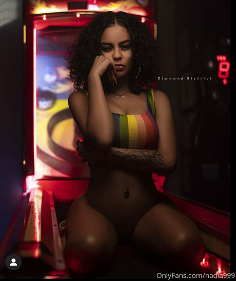 nadia999 actriz erótica fotos