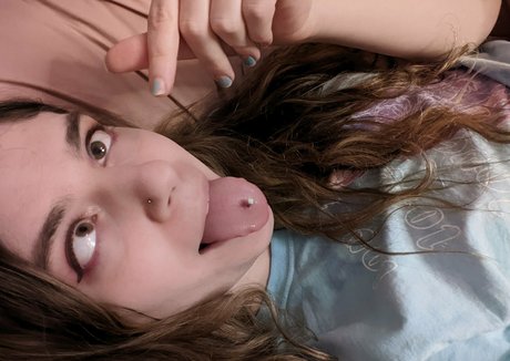 yourangelcynthia modelo desnudo imagen