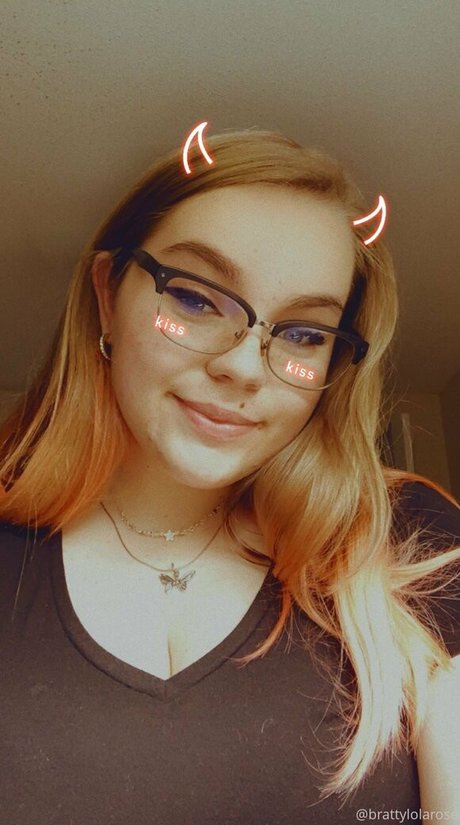 brattylolarose09 actrice artistique galeries