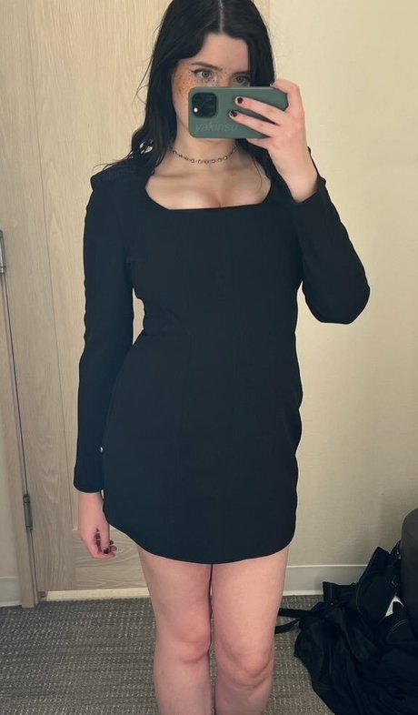 Yakirisu star du porno gratuit des photos