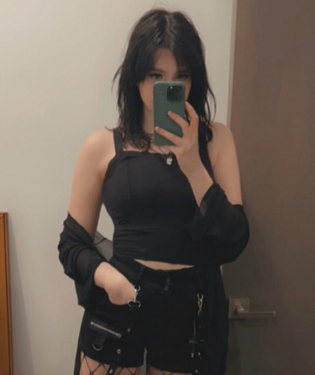 Yakirisu top pornstar image