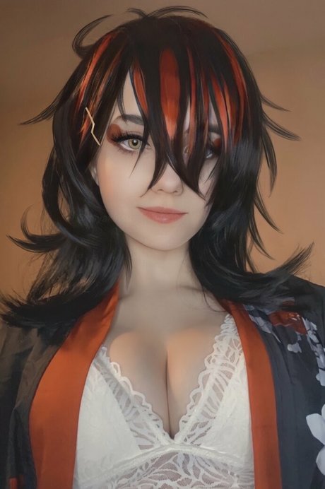 Yakirisu model erotic pictures