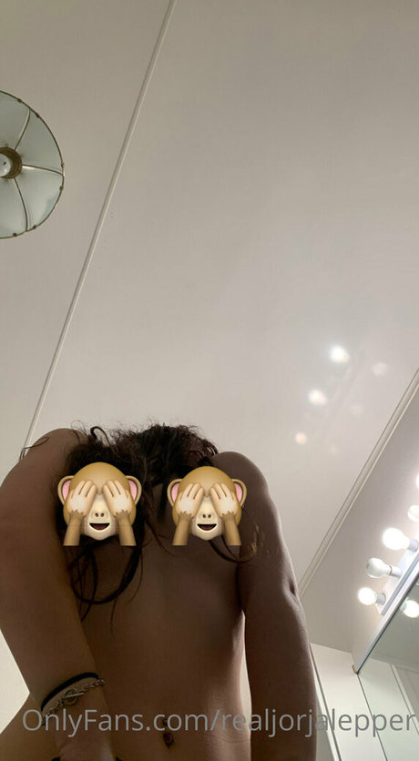 realjorjalepper model nude pictures