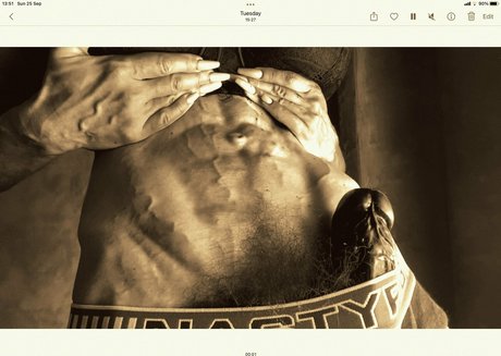 Lalliboop modèle sympa des photos