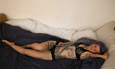 anuskatzzvip estrella porno xxx fotos