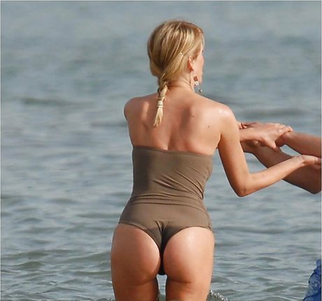Alessia Marcuzzi pornstar sex pic