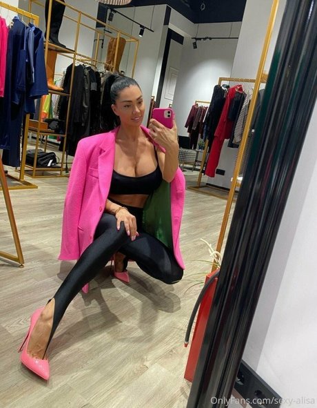 Sexy Alisa modèle sexy images