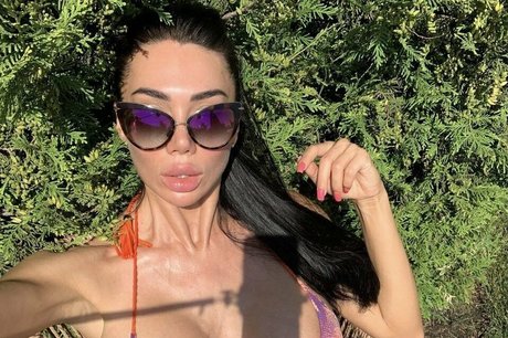 Sexy Alisa actriz libre imágenes