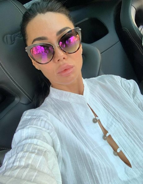 Sexy Alisa hermosa modelo galería