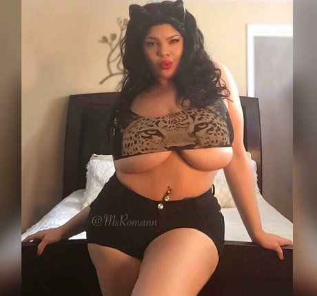 Jessy Romann modelo de alta calidad imágenes