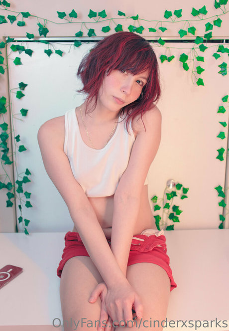 cinderxsparks desnudos estrella porno galería