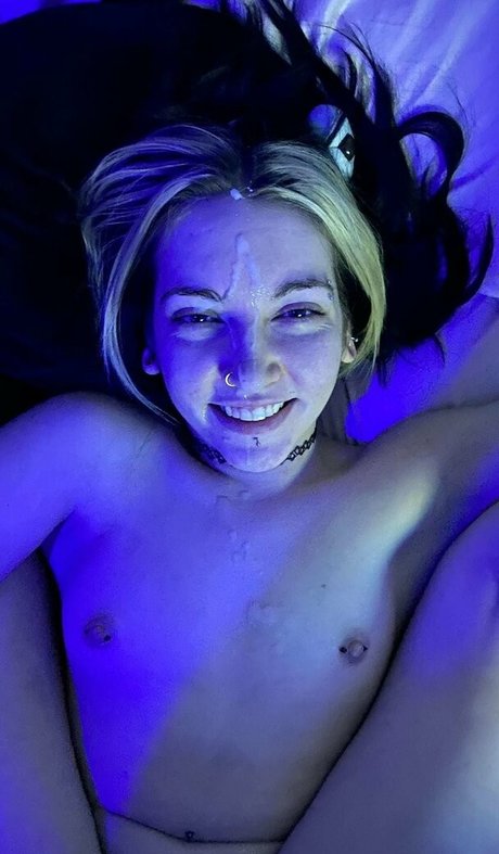 meaghanisdead estrella porno caliente galerías